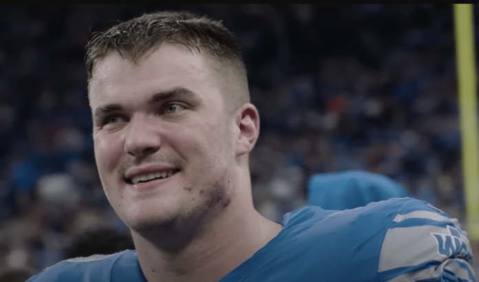 John Cominsky Detroit Lions John Cominsky is ready for revenge game John Cominsky takes pay cut